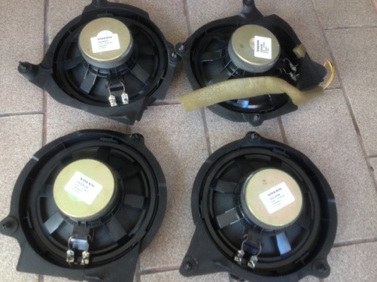 ลำโพงติดรถ VOLVO S90 960 เก่าญี่ปุ่นเเท้สภาพสวยเดิมๆจัดไปยกชุด ลำโพงติดรถ VOLVO S90 960 เก่าญี่ปุ่นเเท้สภาพสวยเดิมๆจัดไปยกชุด