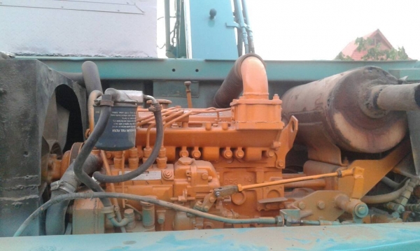 ขายถูกด่วนๆรถขุดKOMATSU PC75UU-1 เครื่องยนต์ KOMATSU-4D95/ มีเก๋ง/ปรับสภาพให้เรียบร้อย/พร้อมใช้งาน  ราคาเพียง 355,000 บาท สนใจติดต่อ 0819337688