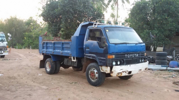 ขาย 149,000 รถดั้ม โตโยต้า วางเครื่องเกียร์ร็อกกี้ อีซุ175 ช่วงล่างFเพาวเวอร์ พร้อมใช้งาน