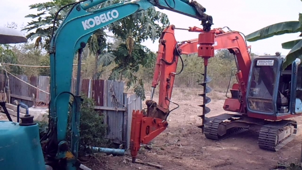 ขาย มอเตอร์สว่านเจาะดิน แม็คโคPC 20,30,40 ขาย มอเตอร์สว่านเจาะดิน แม็คโคPC 20,30,40