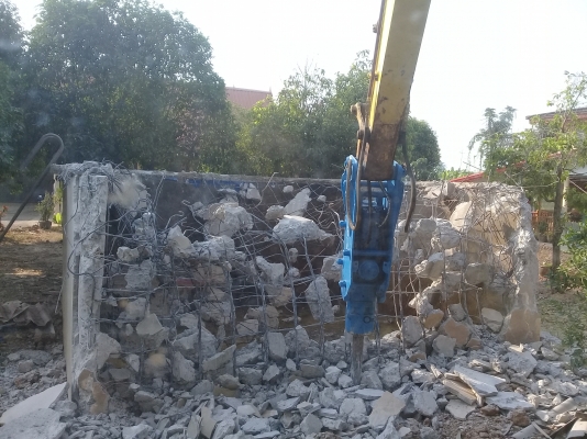 ให้เช่าแม็คโคPC 200 120, 60,30 20,หัวเจาะ สว่าน   หัวเจาะกะแทก ในพื้นที่ พิจิตร พิษณุโลก