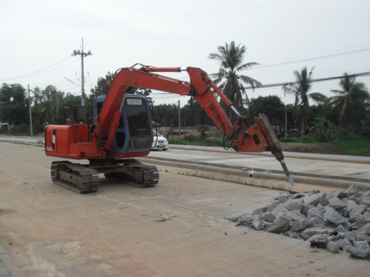 ให้เช่าแม็คโคPC 200 120, 60,30 20,หัวเจาะ สว่าน   หัวเจาะกะแทก ในพื้นที่ พิจิตร พิษณุโลก