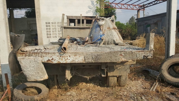 ขายตามสภาพ 6 ล้อ หัวยาวดั้ม เครื่อง 6BB1 145 แรงม้า คัสซีสวยตลอดเส้น พวงมาลัยพาวเวอร์ ทะเบียนครบ