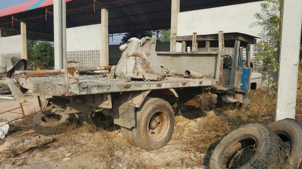 ขายตามสภาพ 6 ล้อ หัวยาวดั้ม เครื่อง 6BB1 145 แรงม้า คัสซีสวยตลอดเส้น พวงมาลัยพาวเวอร์ ทะเบียนครบ