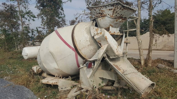 ขาย โม่ปูน 3 คิว อุปกรณ์ครบ สภาพพร้อมใช้ ยกขึ้นใ่สรถได้เลย