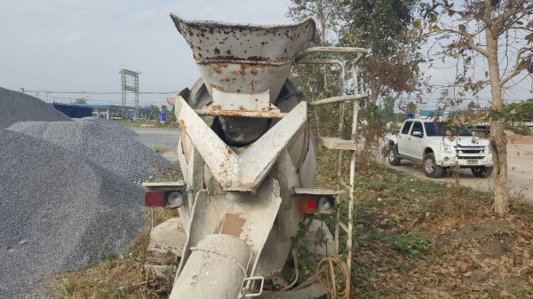 ขาย โม่ปูน 3 คิว อุปกรณ์ครบ สภาพพร้อมใช้ ยกขึ้นใ่สรถได้เลย