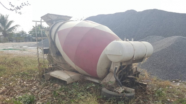 ขาย โม่ปูน 3 คิว อุปกรณ์ครบ สภาพพร้อมใช้ ยกขึ้นใ่สรถได้เลย