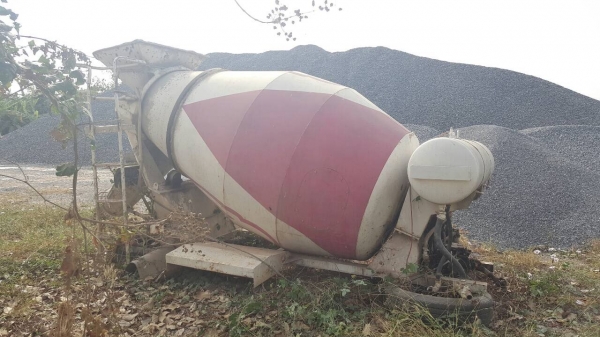 ขาย โม่ปูน 3 คิว อุปกรณ์ครบ สภาพพร้อมใช้ ยกขึ้นใ่สรถได้เลย