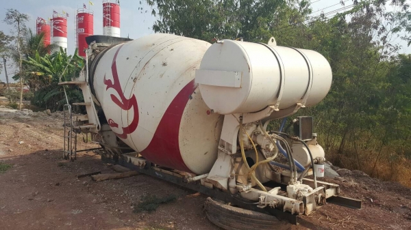 ขาย โม่ปูน 6 คิว สภาพพร้อมใช้ อุปกรณ์ครบ