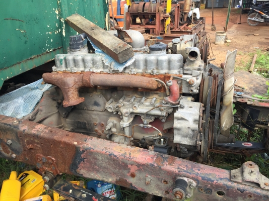 10ล้อเพลาเดียว...HINO KT925...ตามสภาพ มีหัวเก๋งให้ เล่มทะเบียนพร้อม...