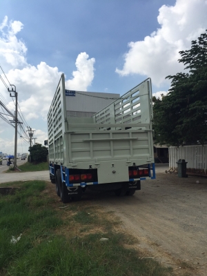 ขายรถ10ล้อ ฮีโน่ เพลาเดียว สิงห์ไฮเทค เครื่อง195แรงม้า สนใจติดต่อ 061-4124275พีรพงษ์