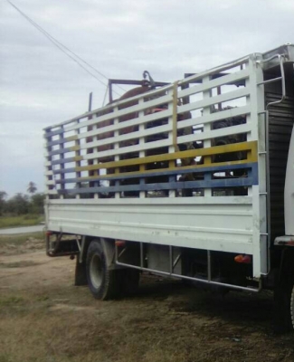 หกล้อ อีซูซุ FTR 195แรง กะบะเรสทั้งลูก ช่วงยาว7.20ม สภาพดีสวยบางเดิมพร้อมใช้ (กะบะสะแตลเรส)ทั้งลูก เล่มทะเบียนพร้อมโอน หกล้อ อีซูซุ FTR 195แรง กะบะเรสทั้งลูก ช่วงยาว7.20ม สภาพดีสวยบางเดิมพร้อมใช้ (กะบะสะแตลเรส)ทั้งลูก เล่มทะเบียนพร้อมโอน