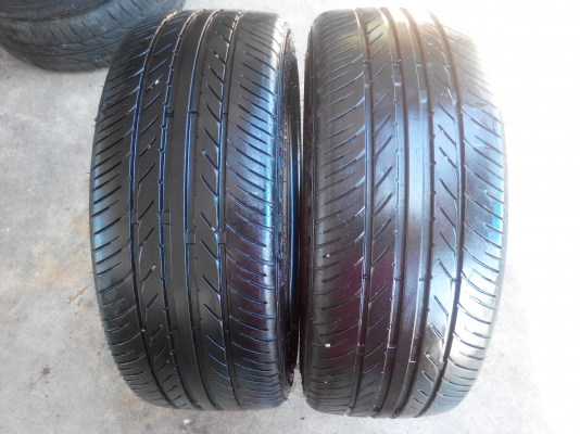 ยางอินโด 205/45/17 ปี14 สภาพสวยมากๆ ดอกเต็มๆ