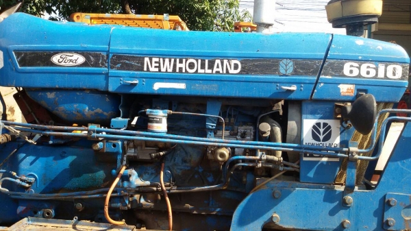 Ford 6610 เสื้อลาย พร้อมใบมีดหน้า   ถูกม๊าก มาก ราคา 320,000