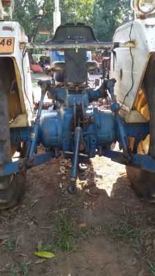 Ford 6610 เสื้อลาย พร้อมใบมีดหน้า   ถูกม๊าก มาก ราคา 320,000