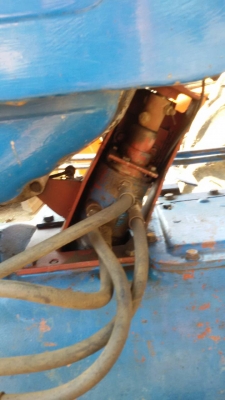 Ford 6610 เสื้อลาย พร้อมใบมีดหน้า   ถูกม๊าก มาก ราคา 320,000