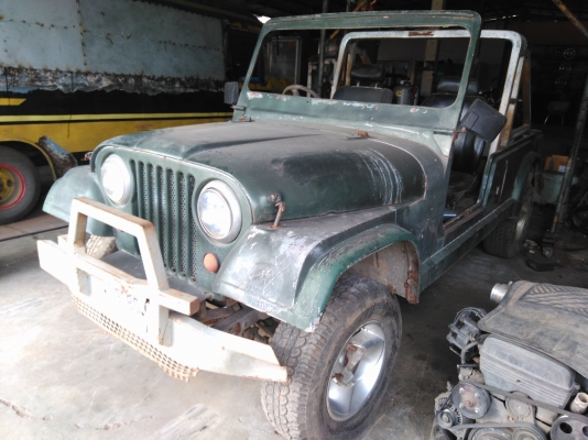 ขายjeep cj6และโป่งเย็บ