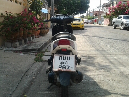 ขายมอไซค์ ปี52 ฮอนด้า คลิ๊ก PLAY เครื่อง110cc. เครื่องดีนิ่มๆ รถสภาพเดิมๆทั้งคัน พร้อมใช้งาน ภาษีขาด2ปี ต่อได้เลย เล่มทะเบียน+ชุดโอนครบ ขายถูกๆครับ ขายมอไซค์ ปี52 ฮอนด้า คลิ๊ก PLAY เครื่อง110cc. เครื่องดีนิ่มๆ รถสภาพเดิมๆทั้งคัน พร้อมใช้งาน ภาษีขาด2ปี ต่อได้เลย เล่มทะเบียน+ชุดโอนครบ ขายถูกๆครับ