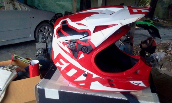 ขายหมวก fox v1  ไซร์ s 2900 พร้อมส่ง