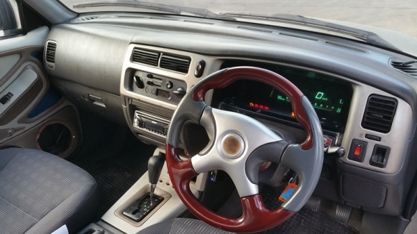 ขายสตาร์ด้าCAB เครื่อง1JZ VVTI เกียร์ออโต้ ติดแก๊สแล้ว ขายสตาร์ด้าCAB เครื่อง1JZ VVTI เกียร์ออโต้ ติดแก๊สแล้ว