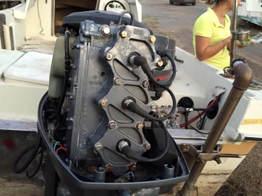 เรือตกปลาญี่ปุ่นขนาด 22 ฟุตเครื่อง 70 แรง