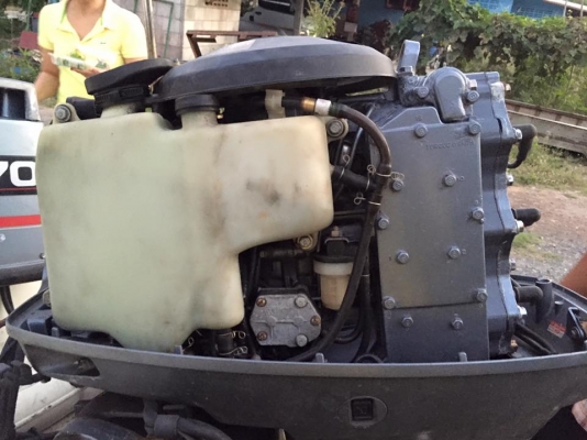 เรือตกปลาญี่ปุ่นขนาด 22 ฟุตเครื่อง 70 แรง