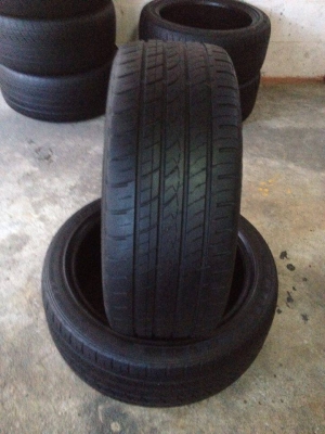 ขายยาง Tracmax F106 225 45 18 ปี12 ดอกหนาสภาพสวยไม่บวมไม่ปะไม่มีแตกลายงา 1คู่ ราคา1600บาท รับประกันยางทุกเส้นยินดีคืนเงิน โทร0924462525โส กทม