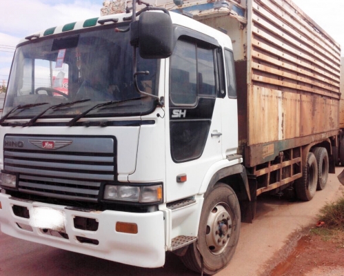 HINO PROFIA FR 260 HP EK100 สิบล้อดั๊มพ์ 2 เพลา กระบะดั๊มพ์เหล็กคอกสูงเกษตร มีระบบลากพ่วงครบพร้อมบรรทุกพร้อมใช้งานได้เลยครับ เครื่องแรงดีแน่นดีไม่เยิ้ม ภายในเก๋งคอนโซลสวยครบพร้อม พงมาลัยเพาเวอร์ ระบบเบรคทริ๊ปฟี้ ช่วงล่างแน่นคัชซีไม่มีบวม ยางสภาพประมาณ 70\% HINO PROFIA FR 260 HP EK100 สิบล้อดั๊มพ์ 2 เพลา กระบะดั๊มพ์เหล็กคอกสูงเกษตร มีระบบลากพ่วงครบพร้อมบรรทุกพร้อมใช้งานได้เลยครับ เครื่องแรงดีแน่นดีไม่เยิ้ม ภายในเก๋งคอนโซลสวยครบพร้อม พงมาลัยเพาเวอร์ ระบบเบรคทริ๊ปฟี้ ช่วงล่างแน่นคัชซีไม่มีบวม ยางสภาพประมาณ 70\%