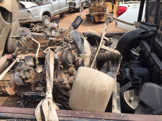 ขายรถTOYOTA VIGO แค้ป 3000cc. อุบัติเหตุ ปี 2007 ขายรถTOYOTA VIGO แค้ป 3000cc. อุบัติเหตุ ปี 2007