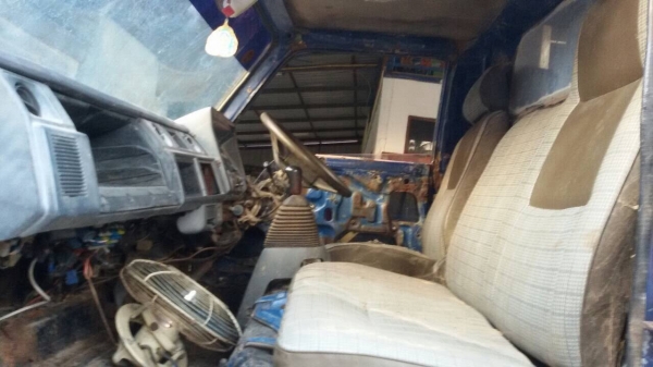 ขาย. 149.000บาท ดั้มโตโยต้า 3ปัด วางเครื่องเกียร์ 175แรงช่วงล่างFBRพวงมาลัยพาวเวอร์