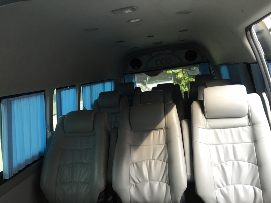 โทร0877758887นางเบสท์รถตู้ท่าพระดีเซลปี12เกียMT