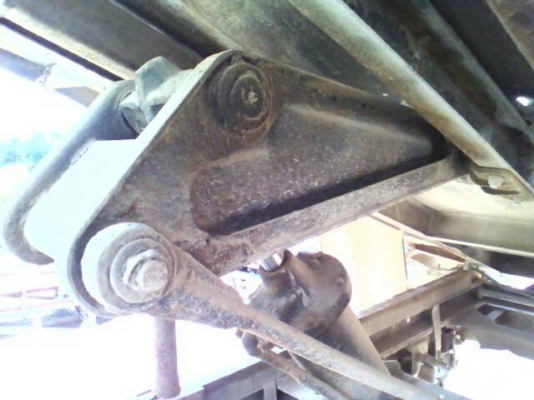 หกล้อเล็ก ป้ายเล็กไม่ติดเวลา  อีซูซุ NKR100ดั้ม3คิว สภาพดีพร้อมใช้งาน แอร์ พ.เวอร์ ทะเบียน ป้ายเล็กไม่ติดเวลา พร้อมโอน