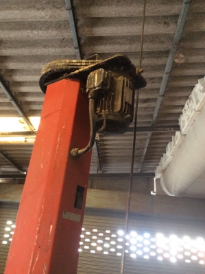 ขายลิฟกรถ 2.5 TON 26,500 บาท 0835662999