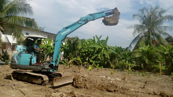 ขาย 280,000 รถแบคโฮ KOBELCO sk035 รถสวยพร้อมใช้(รถทำงานอยู่) 090-772-3710 090-772-3708