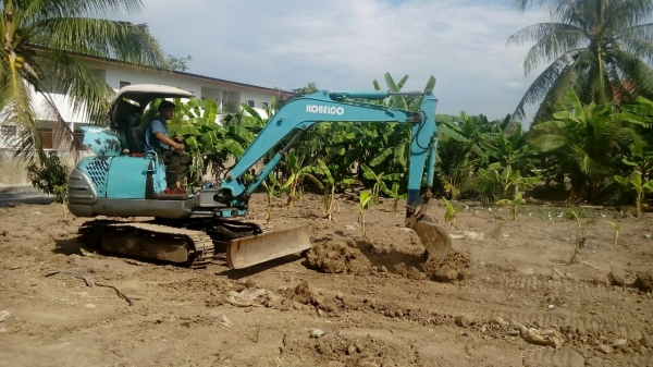 ขาย 280,000 รถแบคโฮ KOBELCO sk035 รถสวยพร้อมใช้(รถทำงานอยู่) 090-772-3710 090-772-3708