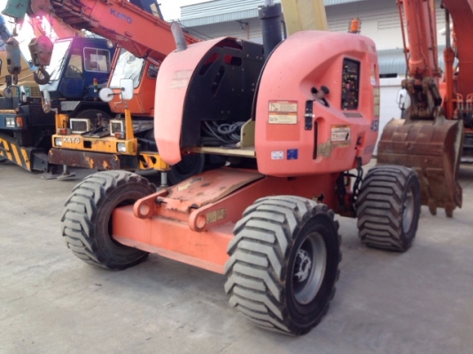 รถกระเช้า บูมลิฟต์ JLG 450AJ สูง 13.72 m (USA) สนใจโทร. 080-6565422 (หนิง)