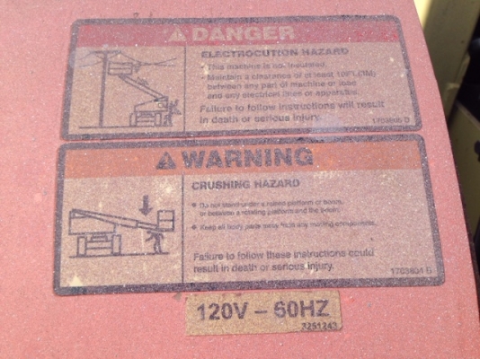 รถกระเช้า บูมลิฟต์ JLG 450AJ สูง 13.72 m (USA) สนใจโทร. 080-6565422 (หนิง)