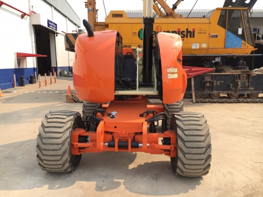 รถกระเช้า บูมลิฟต์ JLG 450AJ สูง 13.72 m (USA) สนใจโทร. 080-6565422 (หนิง)
