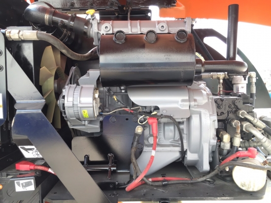 รถกระเช้า บูมลิฟต์ JLG 450AJ สูง 13.72 m (USA) สนใจโทร. 080-6565422 (หนิง)