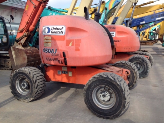 รถกระเช้า บูมลิฟต์ JLG 450AJ สูง 13.72 m (USA) สนใจโทร. 080-6565422 (หนิง)