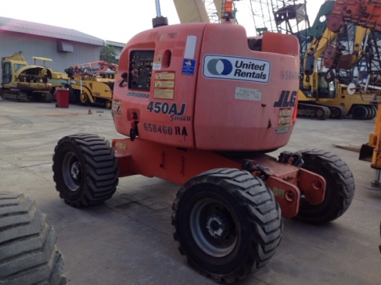 รถกระเช้า บูมลิฟต์ JLG 450AJ สูง 13.72 m (USA) สนใจโทร. 080-6565422 (หนิง)