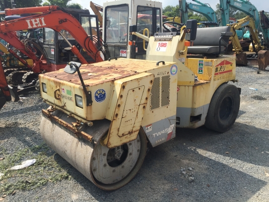 รถบดเก่าญี่ปุ่น ขนาด 4 ตัน Sakai TW450