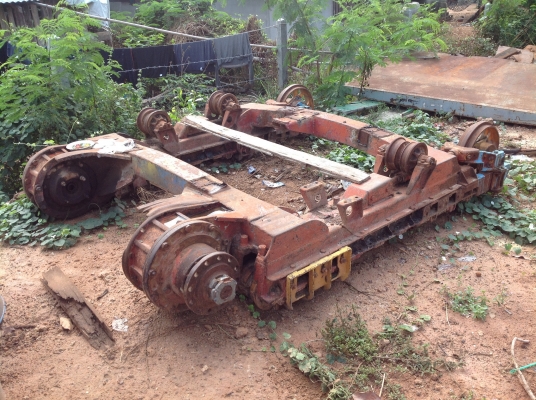 ขาย. 22.000฿ ช่วงล่างรถเกี่ยวศักดิ์พัฒนา บิ๊ก47 เฟรมพร้อมช่วงล่างโม่เบนซ์ใหญ่