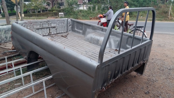 กระบะ มิตซู สตาด้าร์ **ขายด่วน** ถอดออกเพราะทำกระบะดั้ม สภาพดี พื้นไม่ผุ 081 074 5778 ลุงโหนกรับสาย