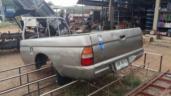 กระบะ มิตซู สตาด้าร์ **ขายด่วน** ถอดออกเพราะทำกระบะดั้ม สภาพดี พื้นไม่ผุ 081 074 5778 ลุงโหนกรับสาย