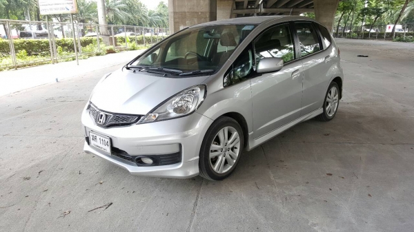 2012 HONDA JAZZ 1.5SV(AS) ตัวท๊อปสุด ตัวนอกนำเข้าจากญี่ปุ่นทั้งคัน 2012 HONDA JAZZ 1.5SV(AS) ตัวท๊อปสุด ตัวนอกนำเข้าจากญี่ปุ่นทั้งคัน