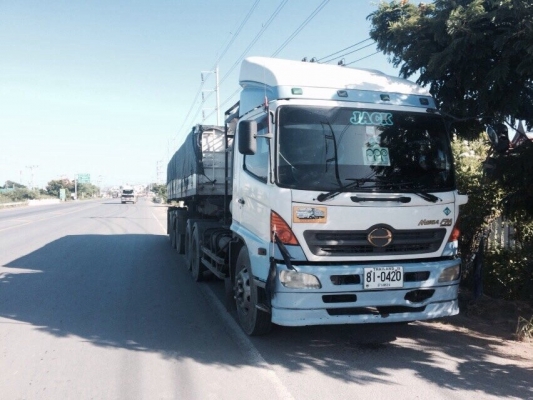 Hino เมก้าเครื่อง260 เครื่องดีเซล พร้อมหางเทรลเลอร์2เพลา Hino เมก้าเครื่อง260 เครื่องดีเซล พร้อมหางเทรลเลอร์2เพลา