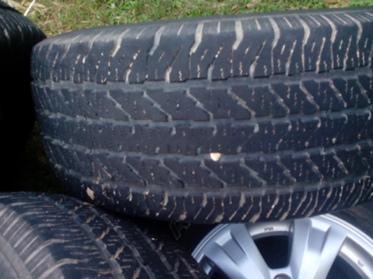 ขายล้อพร้อมยางขอบ16