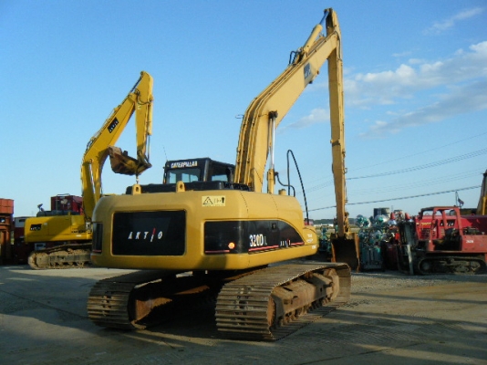 ขายรถขุดบูมยาว CATERPILLAR 320DL มือสองนำเข้าจากญี่ปุ่น