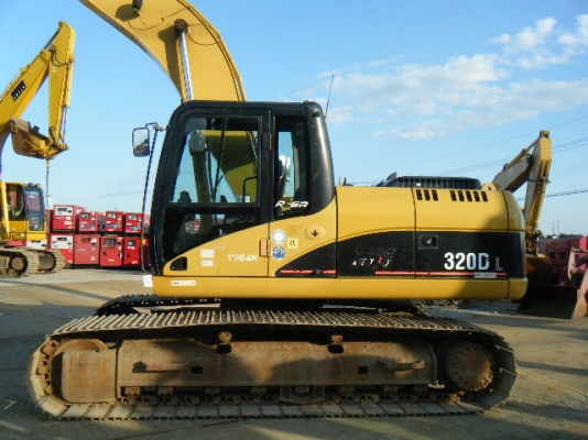 ขายรถขุดบูมยาว CATERPILLAR 320DL มือสองนำเข้าจากญี่ปุ่น
